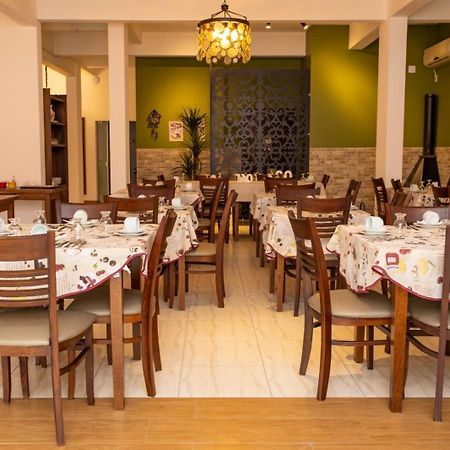 בלומנאו Hotel Vila Germanica מראה חיצוני תמונה