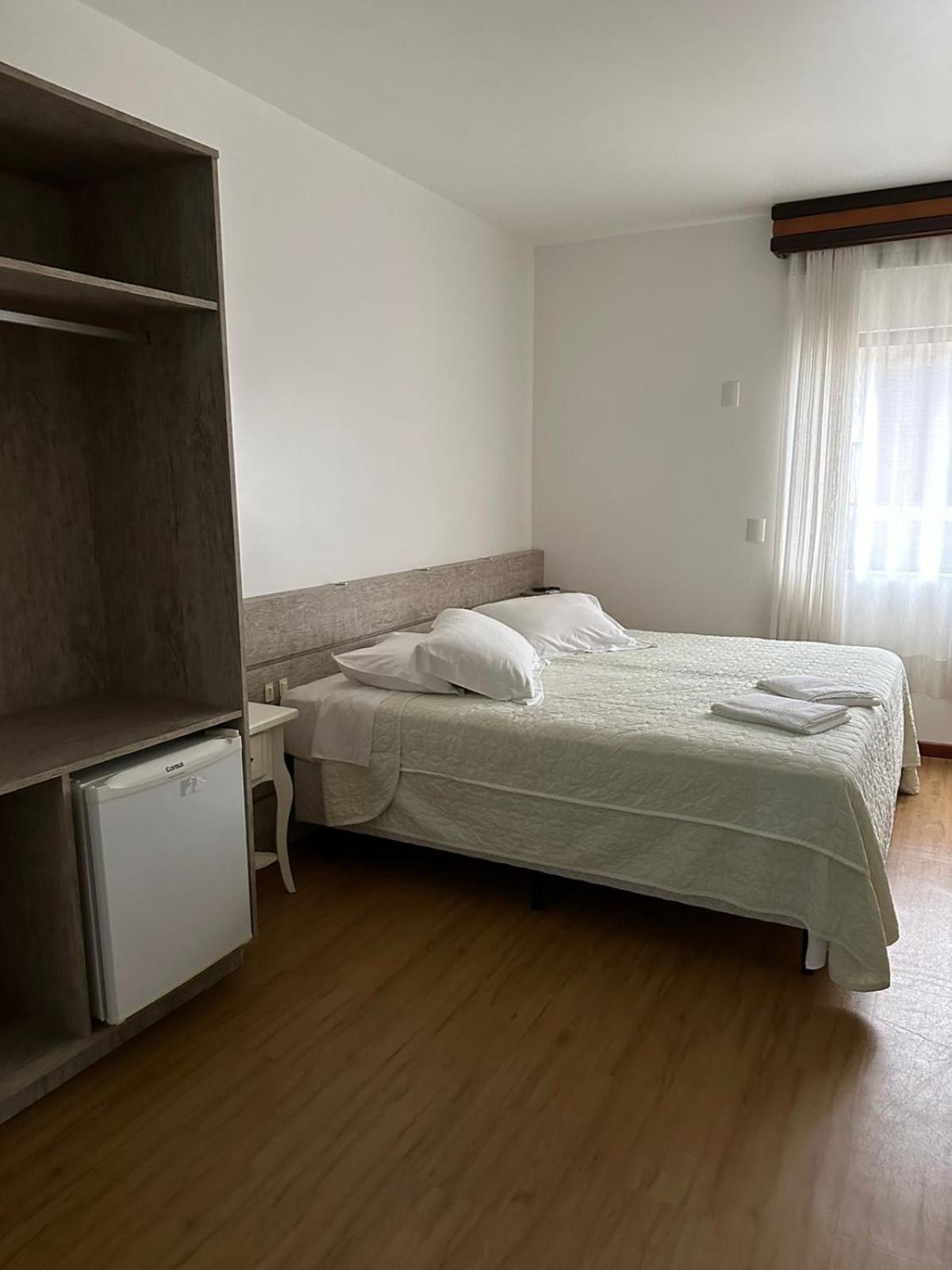 בלומנאו Hotel Vila Germanica מראה חיצוני תמונה